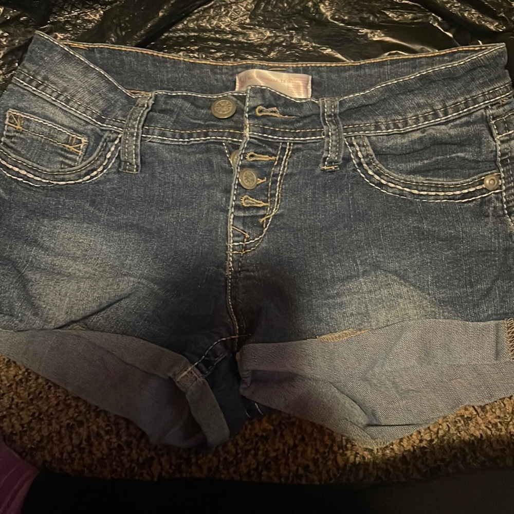 no boundaries shorts
